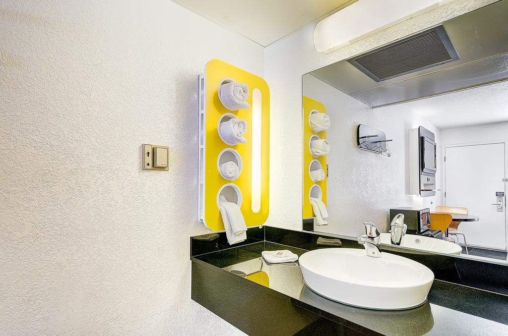 Park Inn By Radisson, Thornton Chambre photo