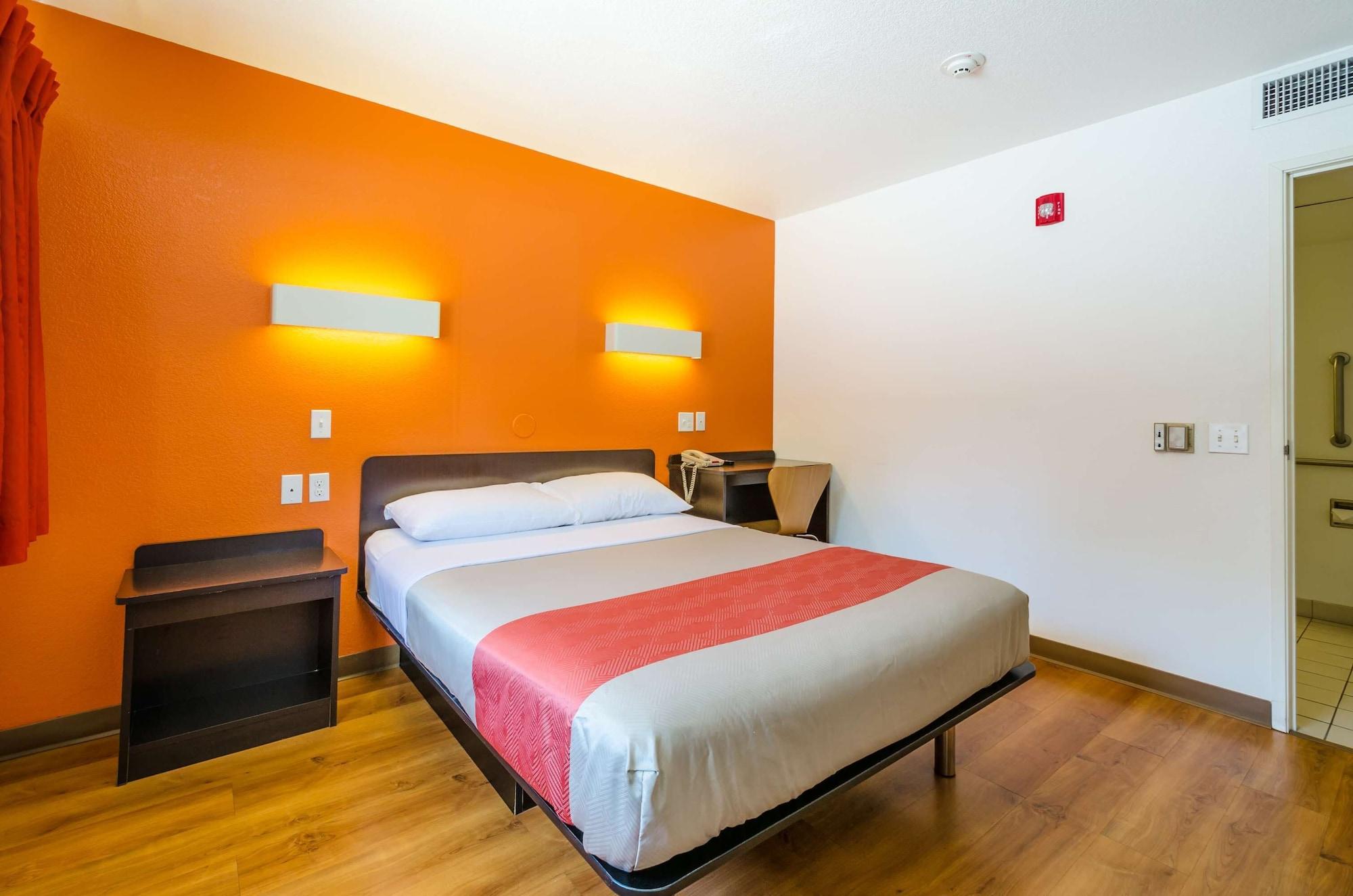 Park Inn By Radisson, Thornton Extérieur photo