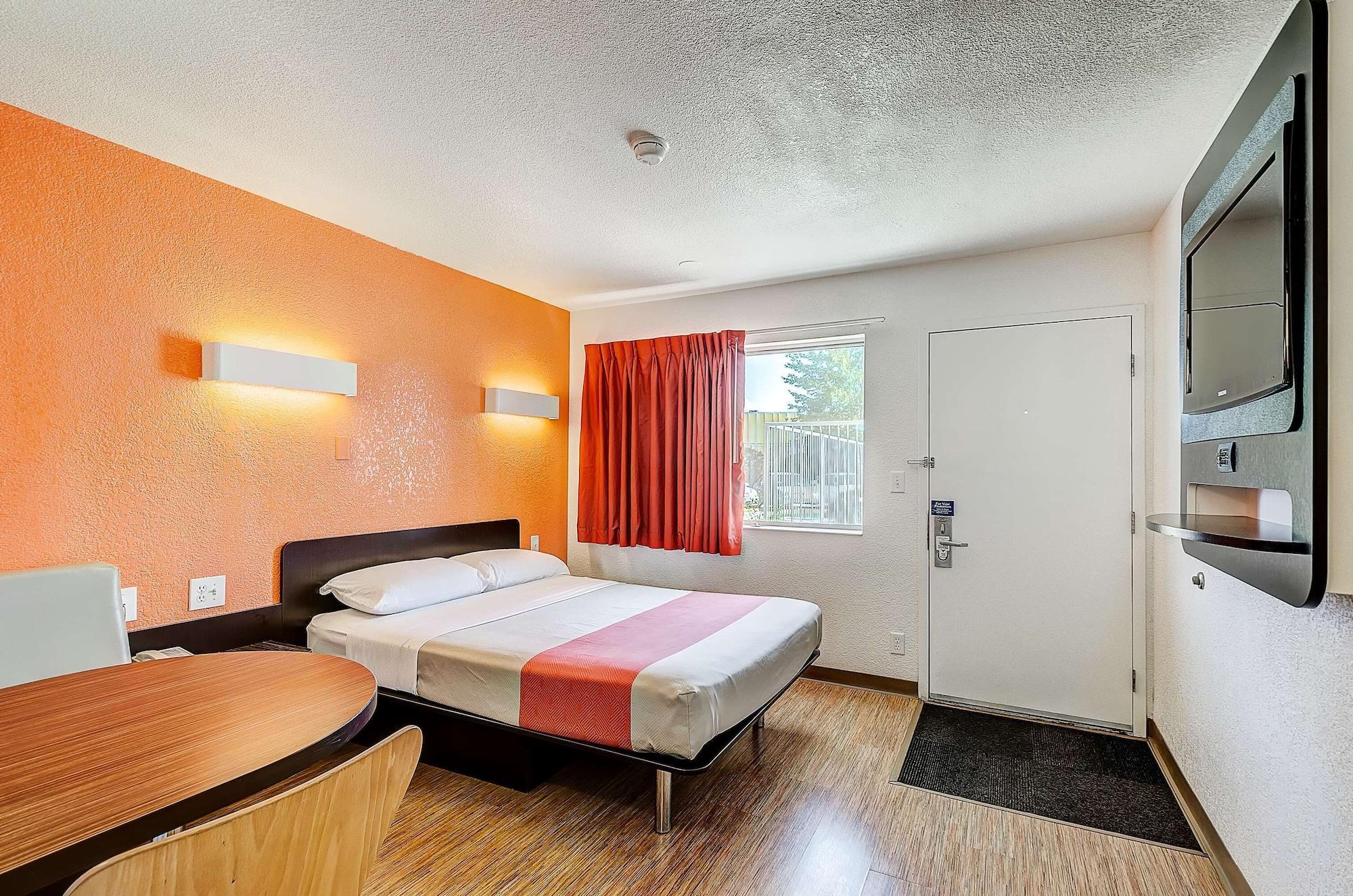 Park Inn By Radisson, Thornton Extérieur photo