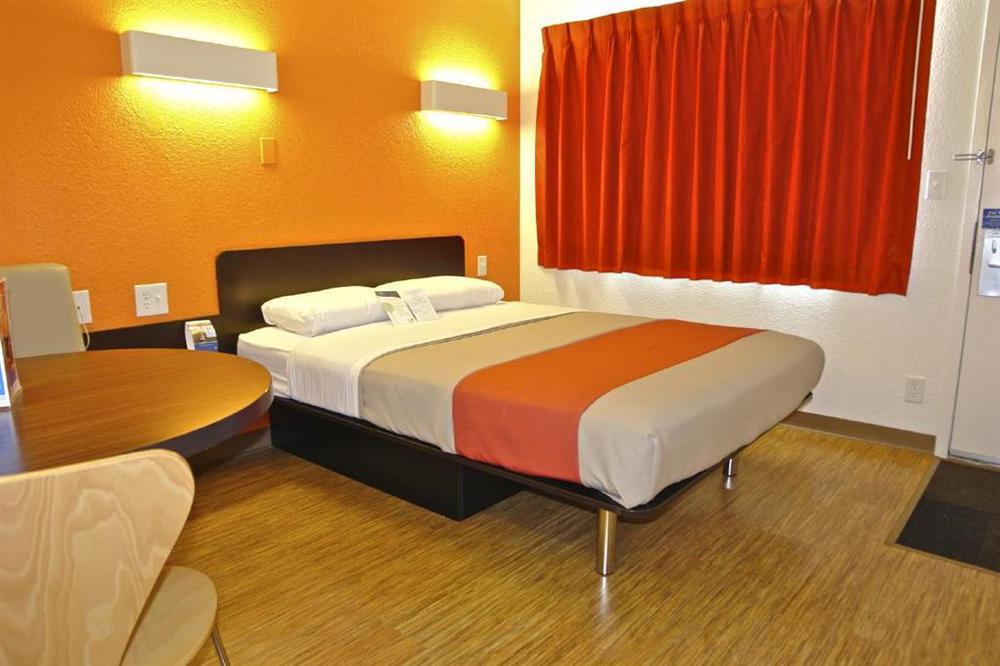 Park Inn By Radisson, Thornton Chambre photo
