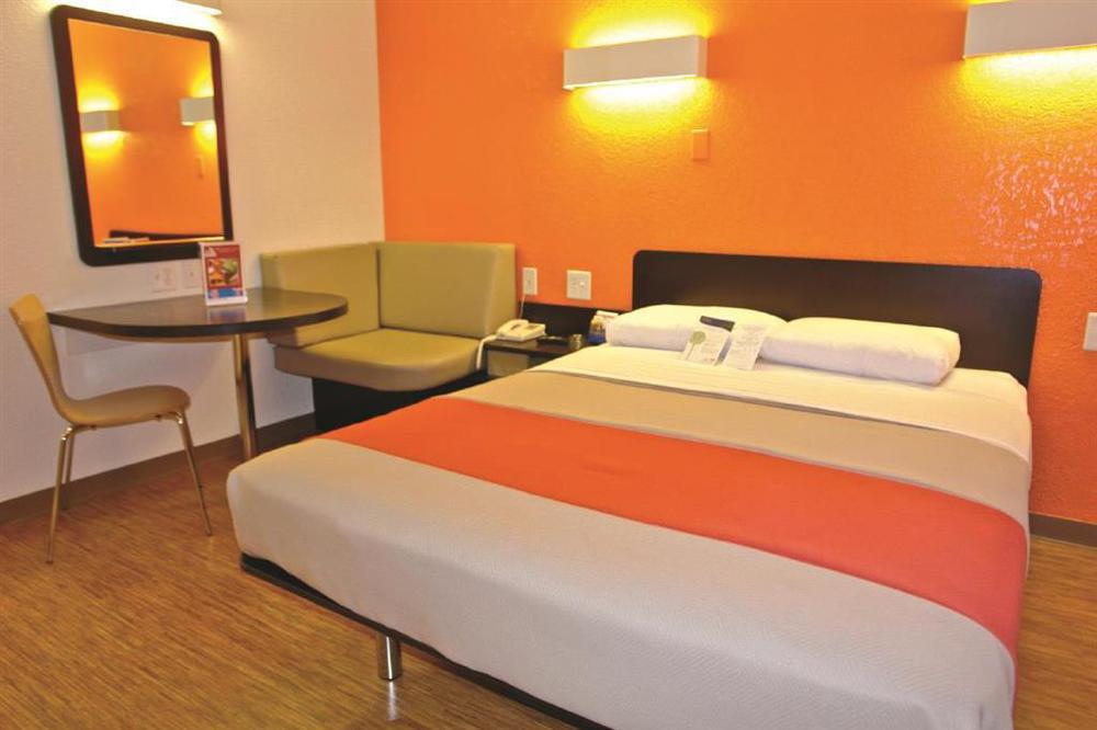 Park Inn By Radisson, Thornton Chambre photo