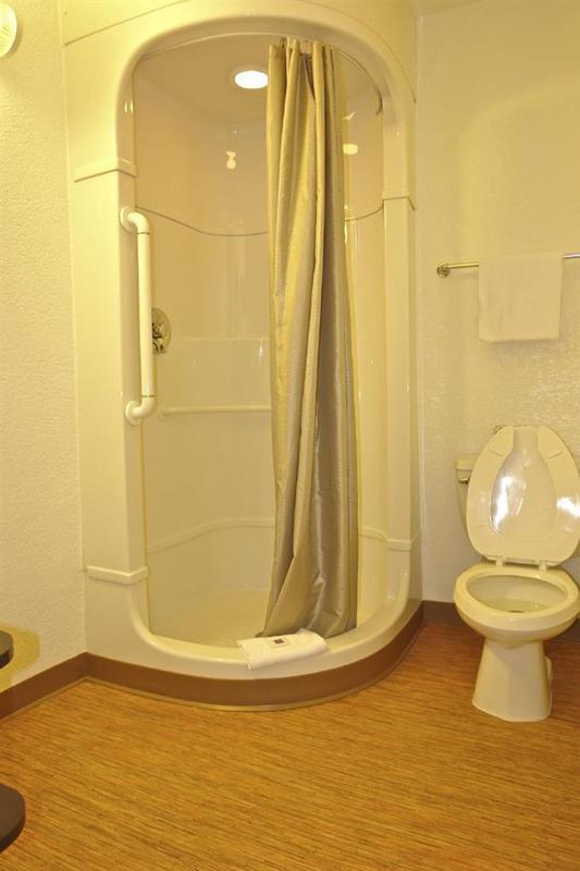 Park Inn By Radisson, Thornton Chambre photo